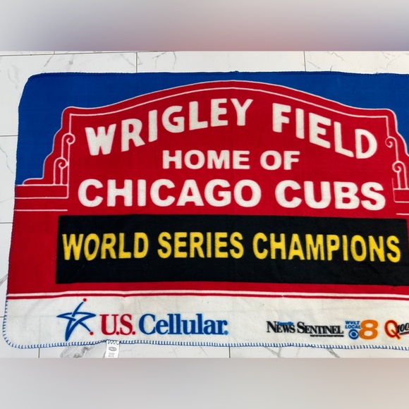 Chicago Cubs World Series Champions Throw Blanket - Picture 6 of 11